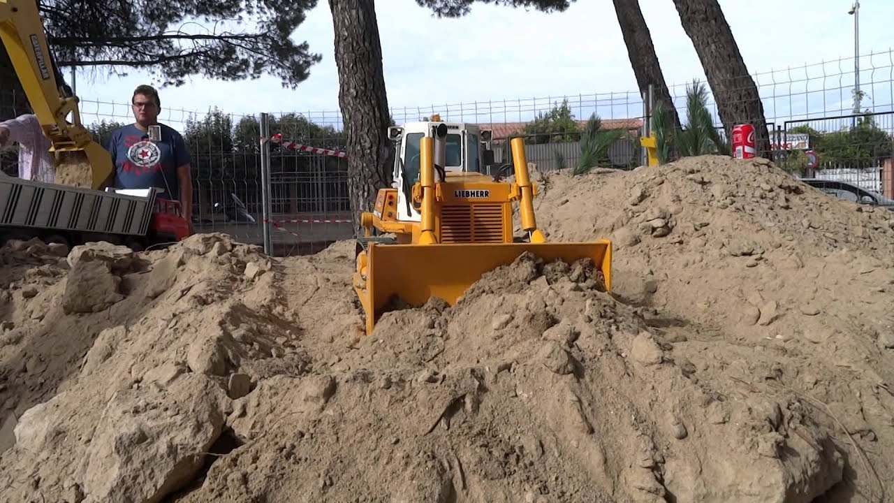 Liebherr PR 742 Litronic