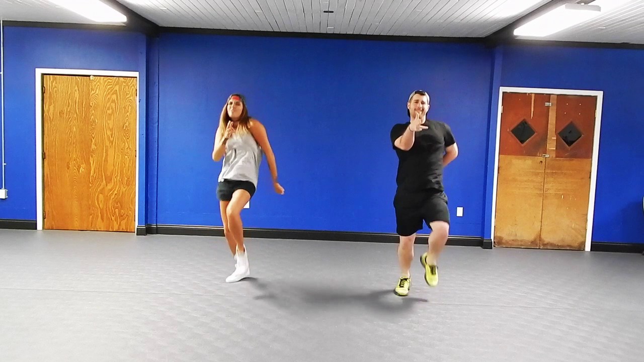 MALEX DANCE FITNESS - KISS KISS - MOHOMBI & DJ R'AN