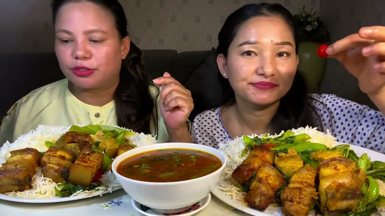 Pork belly mix रायोको मिठो साग मा झोलमा mukbang