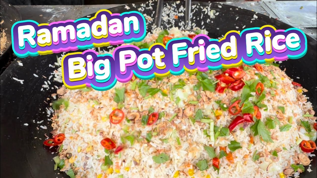 Malaysian Ramadan street food: stir-fried rice