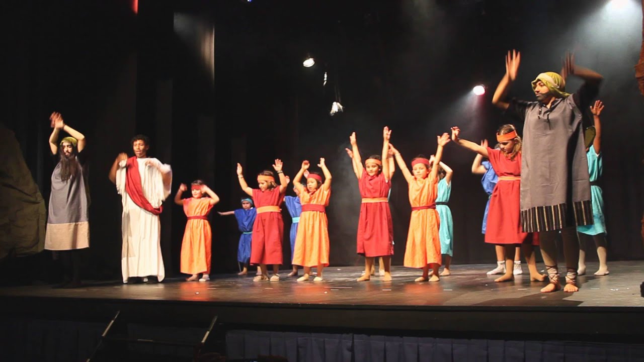 CON LOS NIÑOS QUE SE ACERQUEN -LA MAYOR HISTORIA JAMÁS CANTADA - IGLESIA CRISTIANA EVANGÉLICA