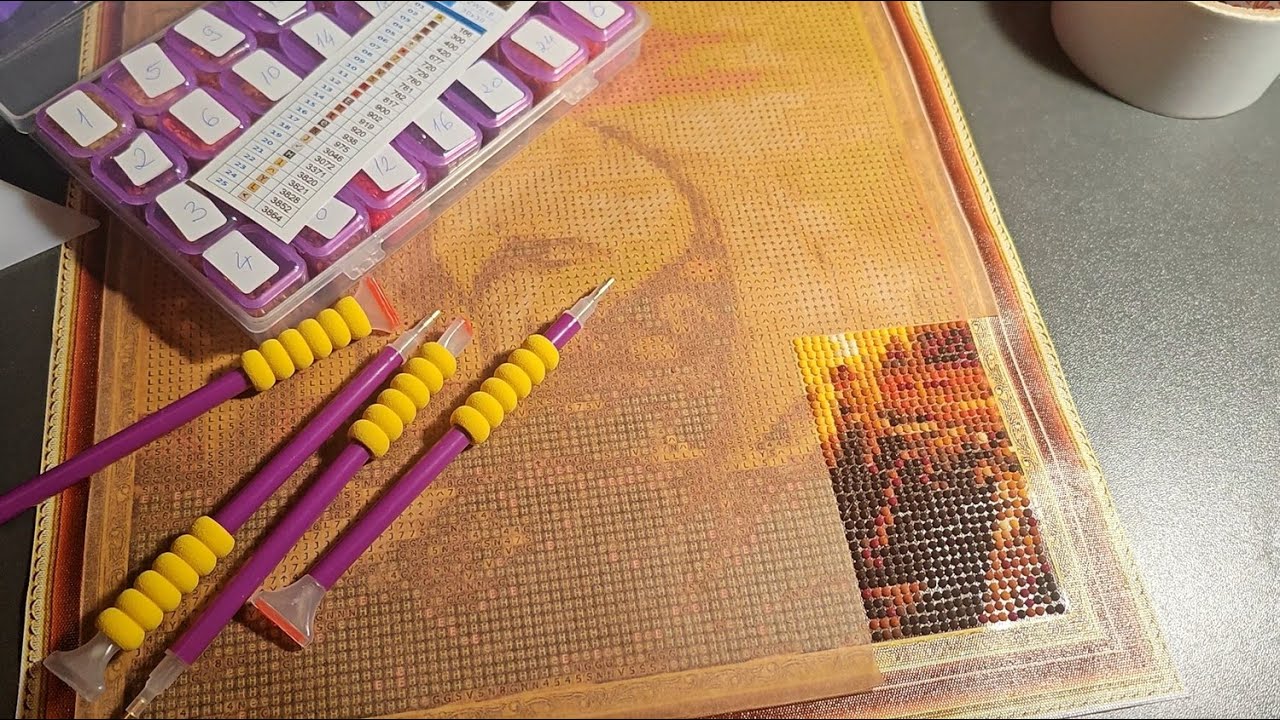 Relaxing Diamond Painting Progress | Satisfying & Calming Art