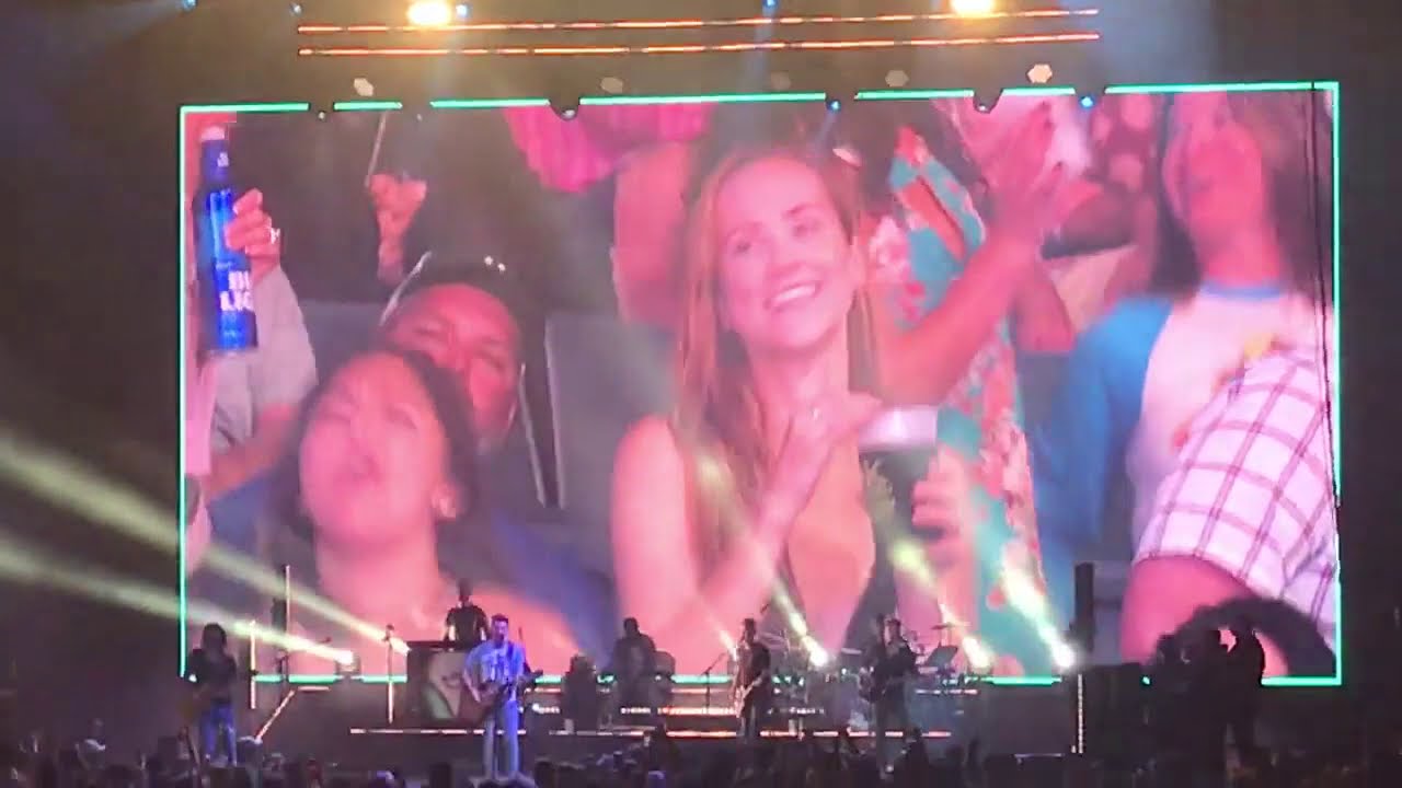 Jake Owen - The One That Got Away (Live) @ Hertz Arena - Estero, Florida - Amazing Quality!!
