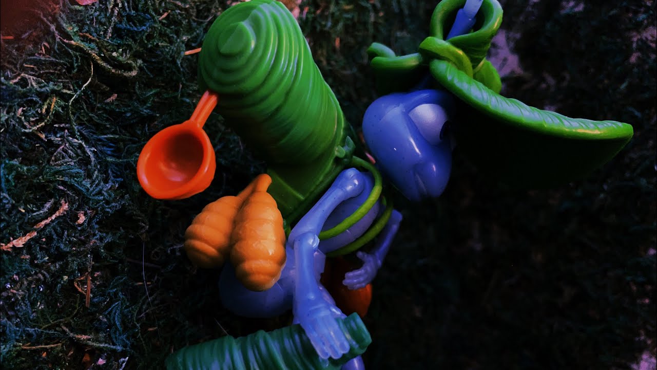 mattel pixar featured favorites Bugs life Flik & dot action figure review