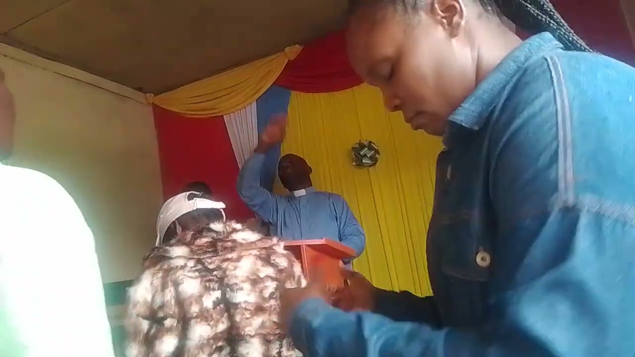 Pokea sifa ni wewe 