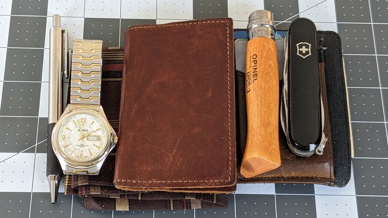 Gentleman's EDC and 600 Subscriber Giveaway Announcement