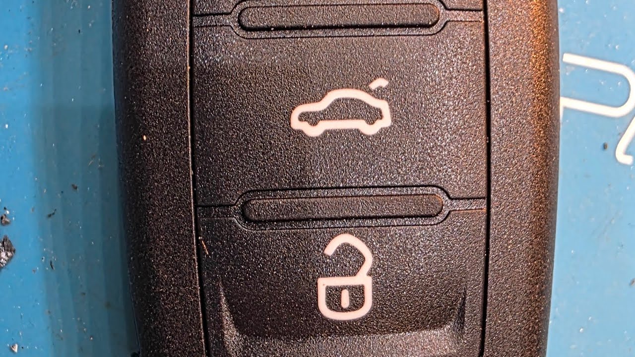 VW 2016 CAR KEY REPAIR   FRAME.