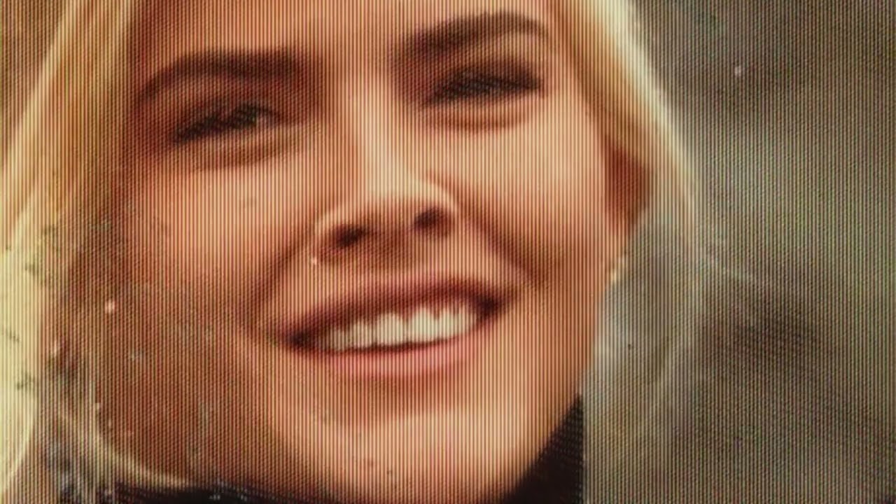 Aphrodite Jones gives a glimpse into the crazed life of Anna Nicole Smith.