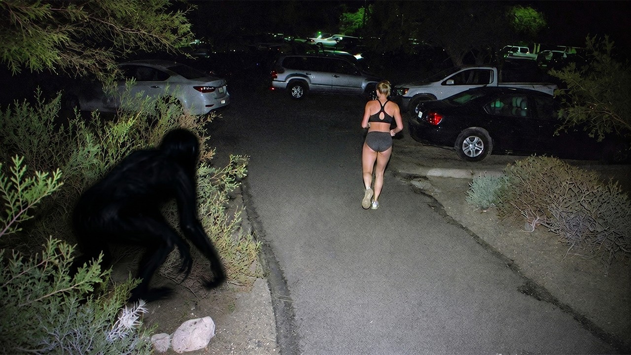 CCTV Captured What No One Saw Coming - Scary videos