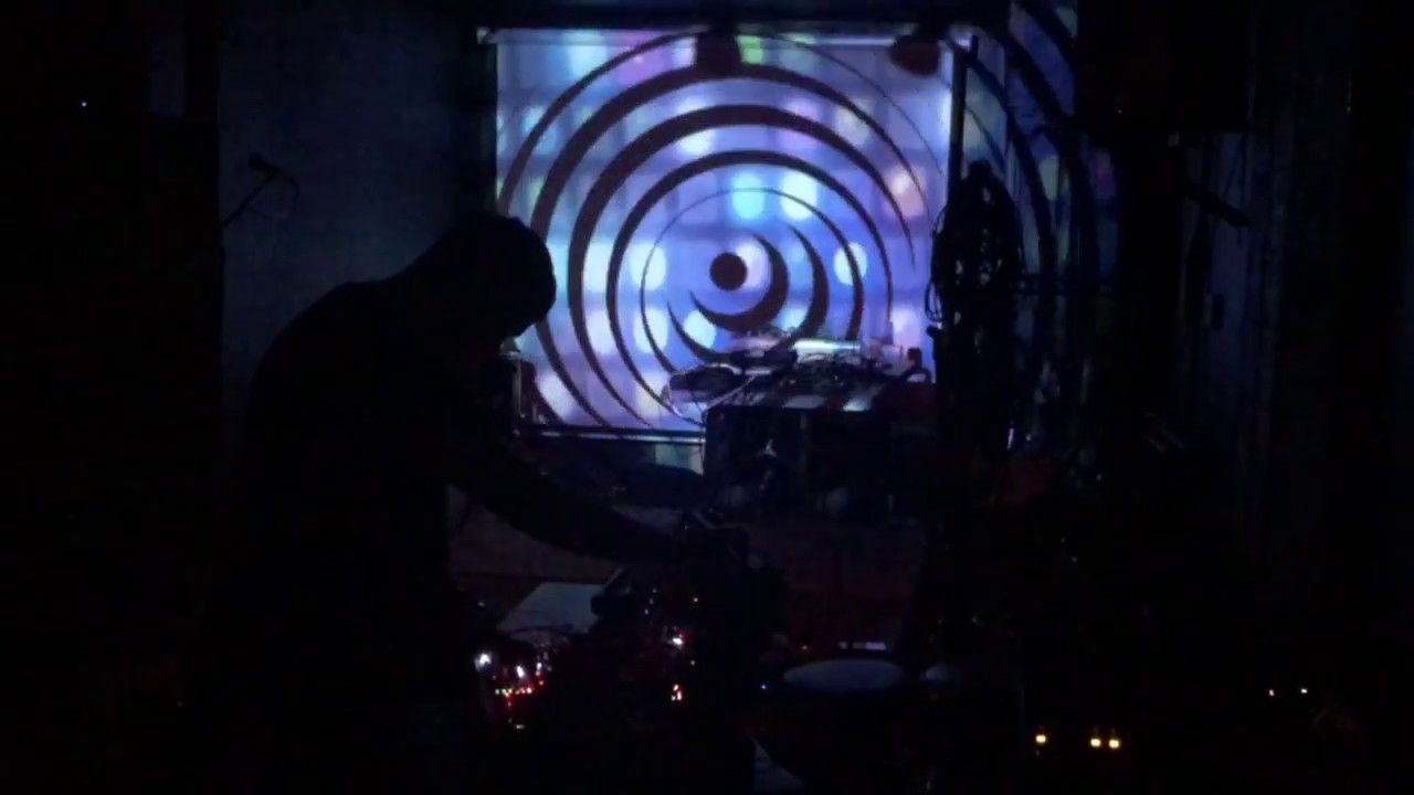 Dysonant - Moldular Synth and Hypnotic Video - 4/13/18