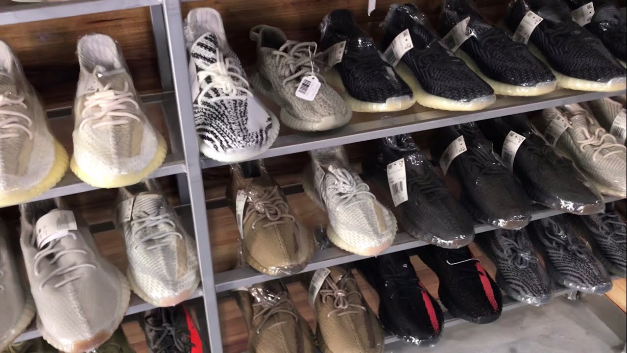 TEXAS SHOE EXCHANGE The best sneaker shop in Texas #JORDAN1 #yeezy #dunk #offwhite  #jrssneakershow