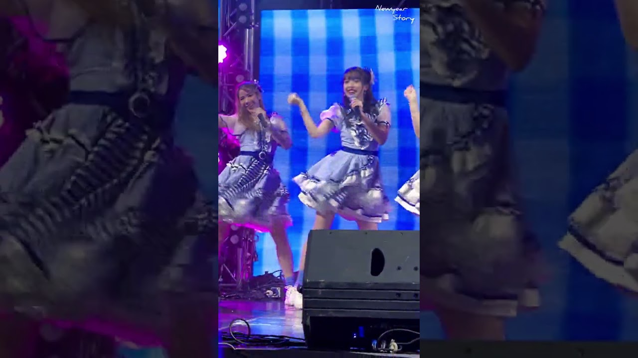 [New BNK48 Fancam] &ldquo;Gingham Check&rdquo; | Thai-Japan Iconic Music Fest 2023 @ ICONSIAM 24.09.2023
