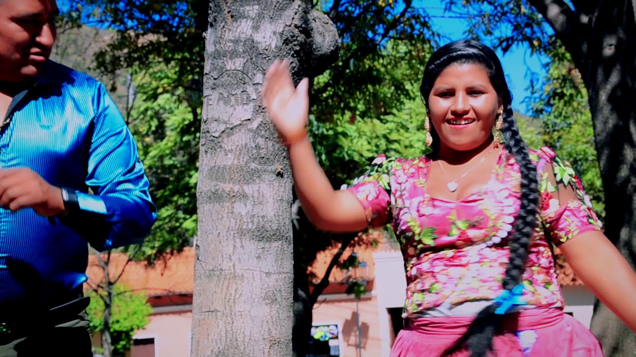 NAIDITA VALLEJOS y los TAQUILLEROS del CHARANGO tema: No puedo Olvidarte L.M. Naidita V.