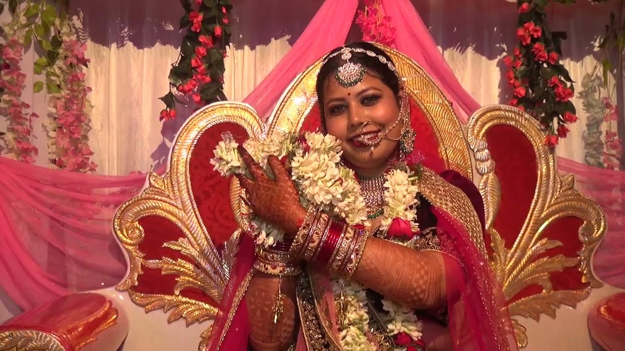 Wedding Pose By S Kumar Parbatta Videography & Photography Booking now call :- 8986382397