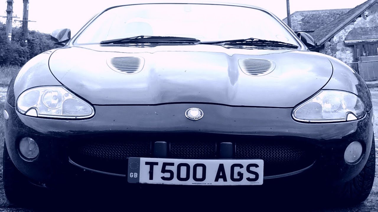 Jaguar XKR | Clearing all my fault codes, a hard reset and see how it runs