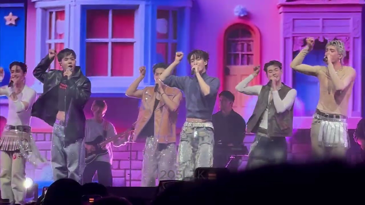 250216 ATLAS - ที่รักครับ ( Only One ) OST. กี่หมื่นฟ้า Your Sky Series @ Spectacle Concert