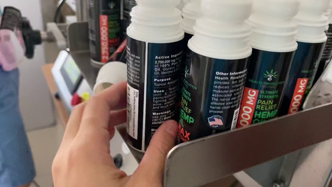 Table top label machine