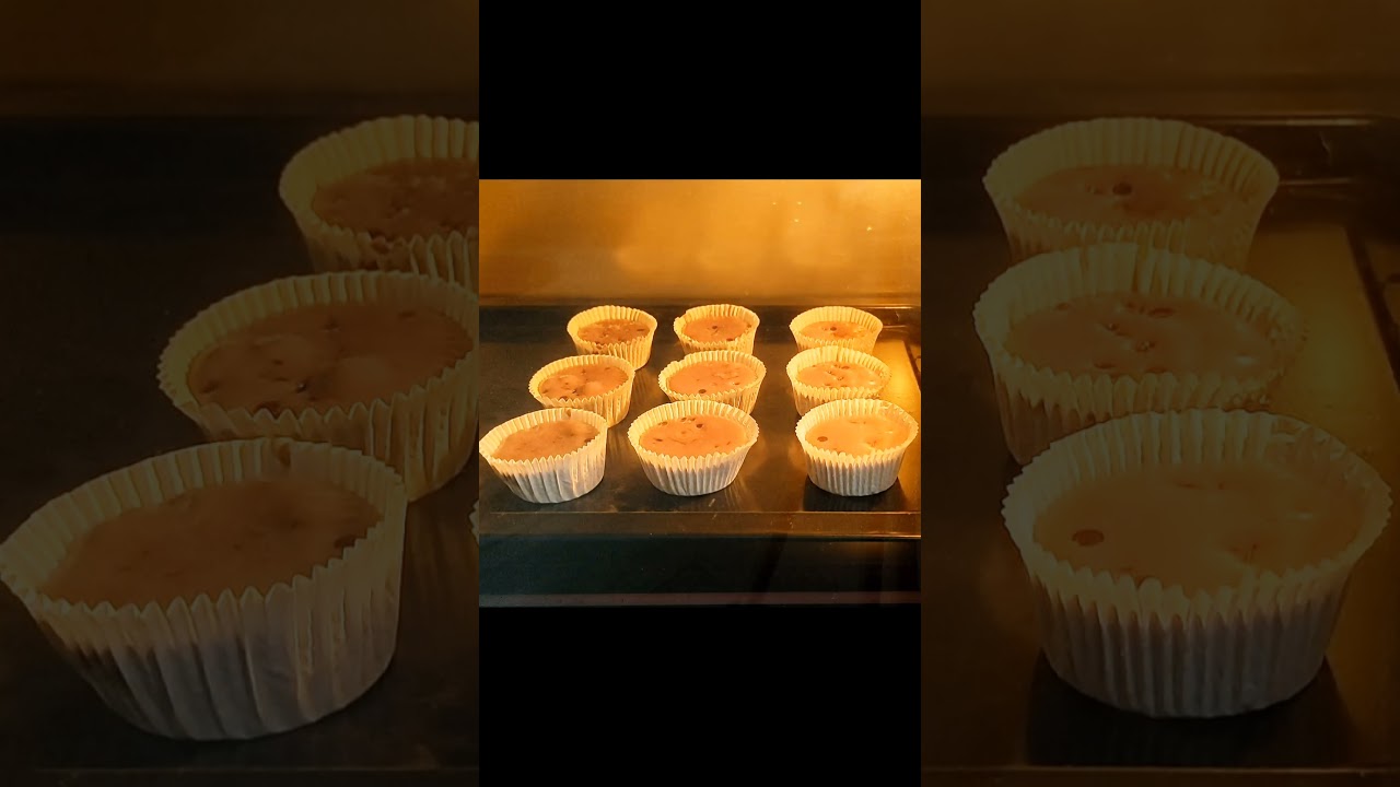Baking with me #baking #bakingtime #cupcut