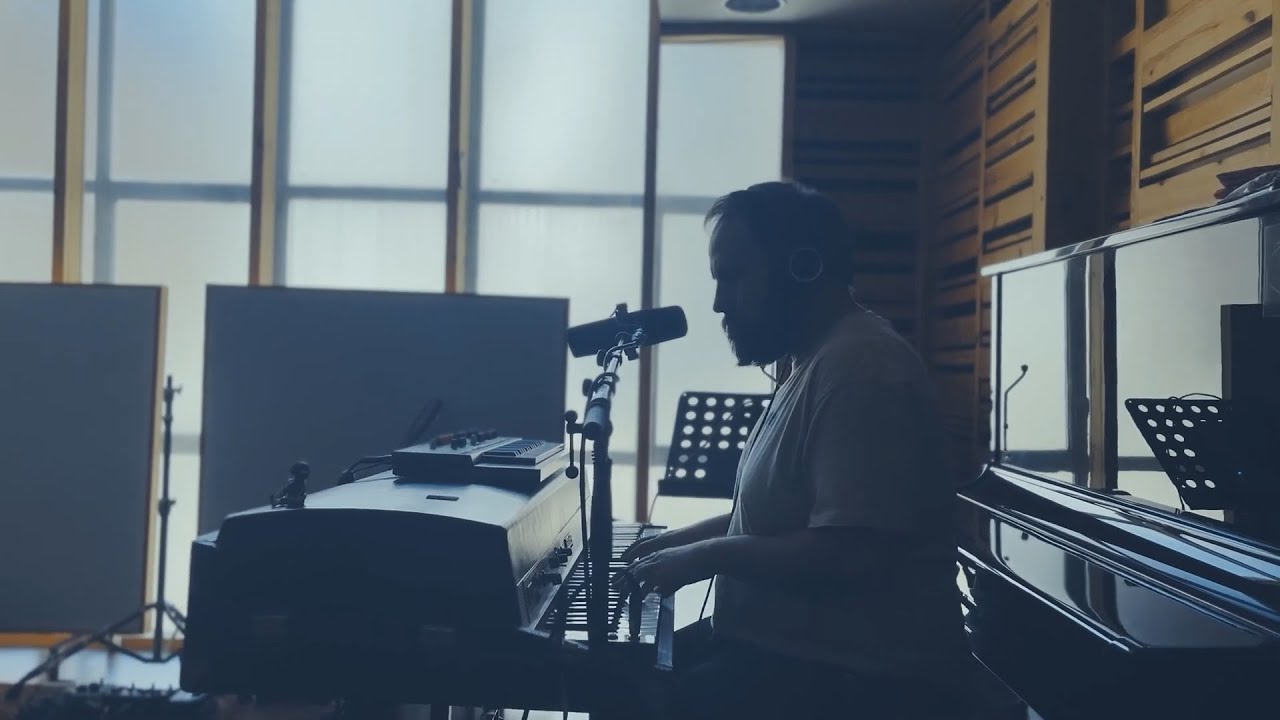 Monday Potions - She calls the winds to blow (clip from The Jazz of Love)
