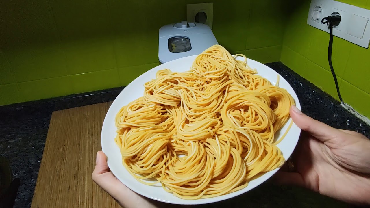 Pasta fresca con SÓLO 2 INGREDIENTES!!! Espaguetis con maquina Philips