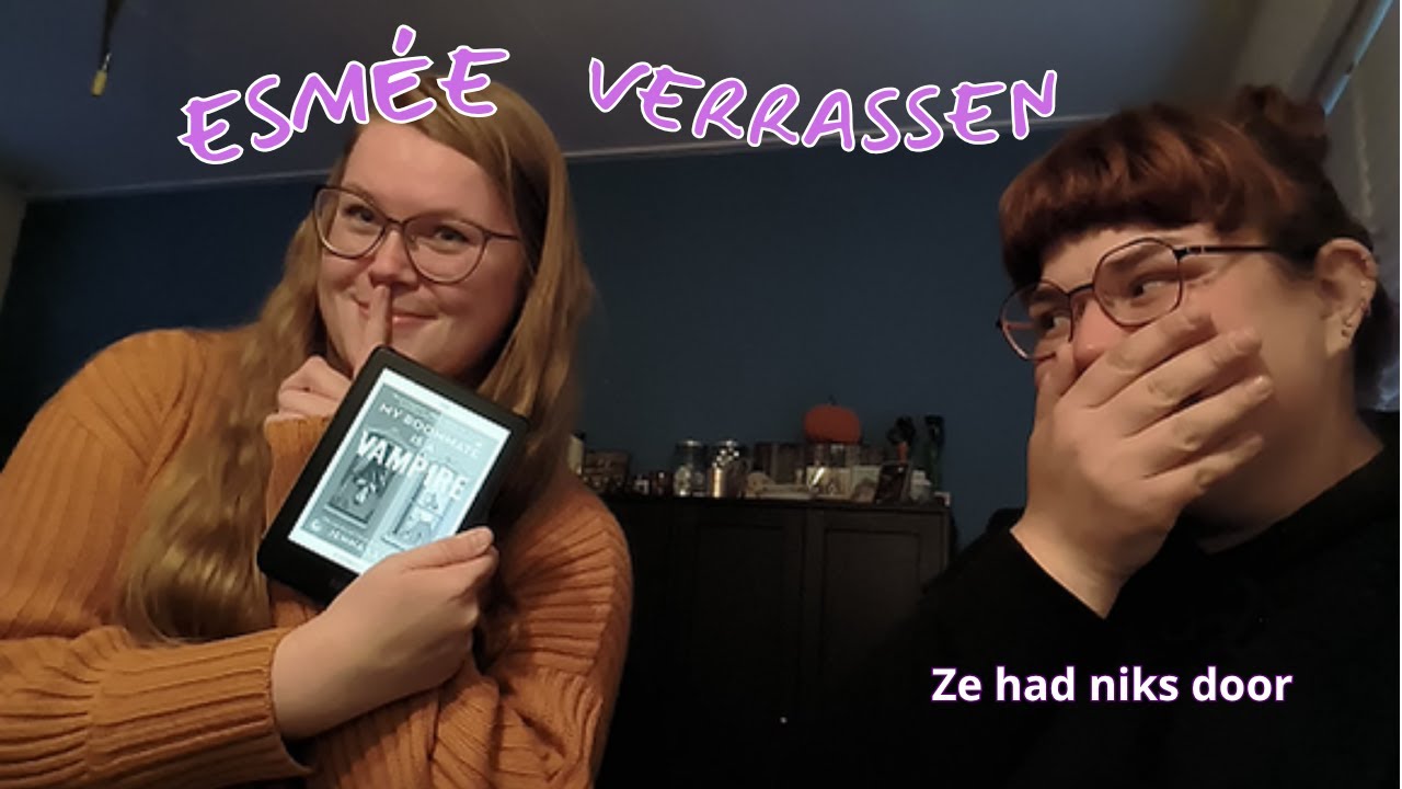 Ik las één van @EsmaybeReads favoriete boeken!