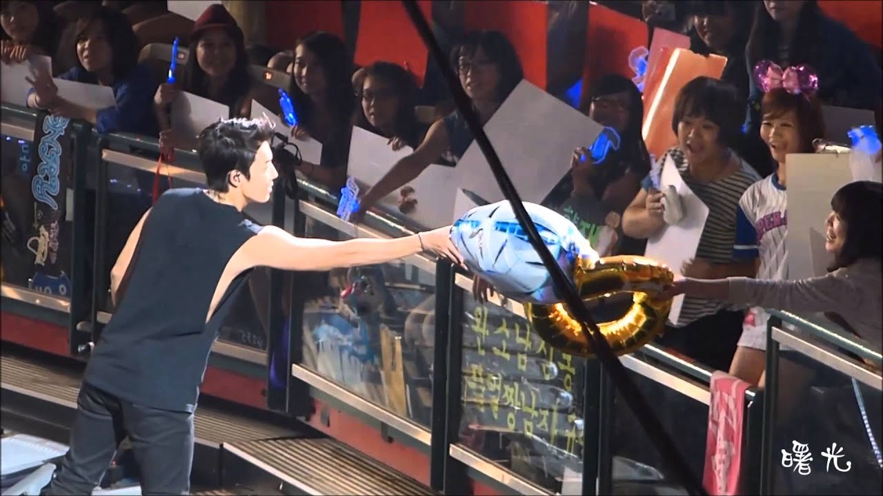 2013.08.12 SS5 in 台灣 Super Junior - Talk+Marry U