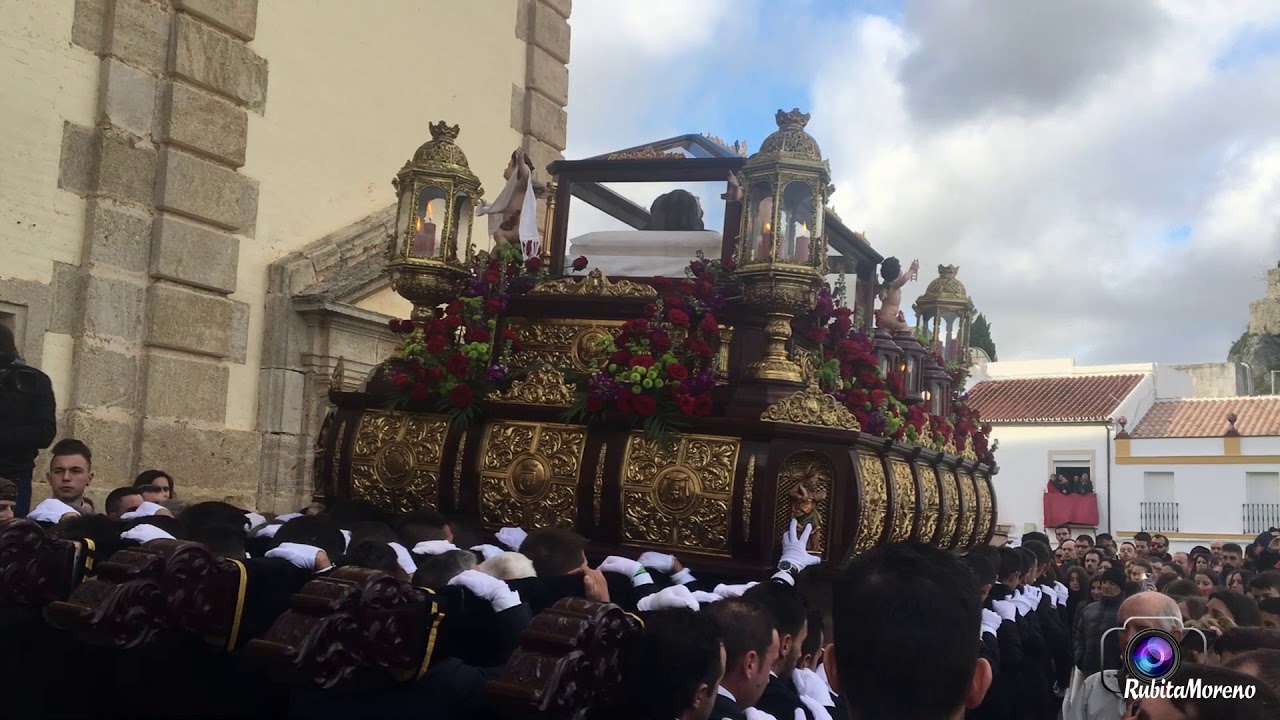 1- SALIDA DEL SANTO ENTIERRO DE OLVERA . VIERNES SANTO.30/03/2018
