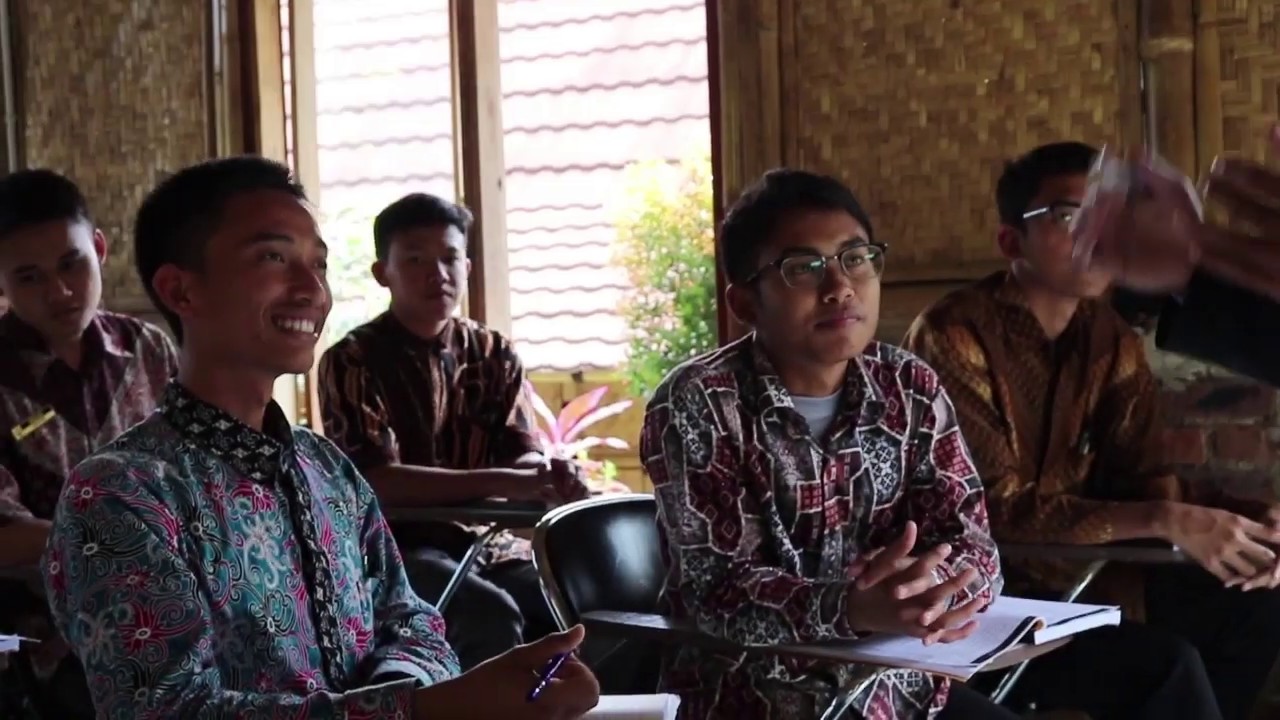 Keseharian Santri di Kampung Maghfirah