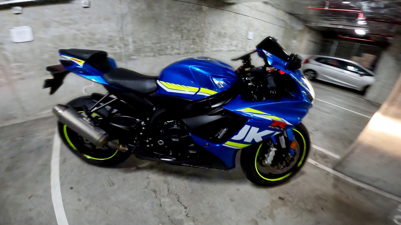 A chill ride to dinner on my supersport motorbike