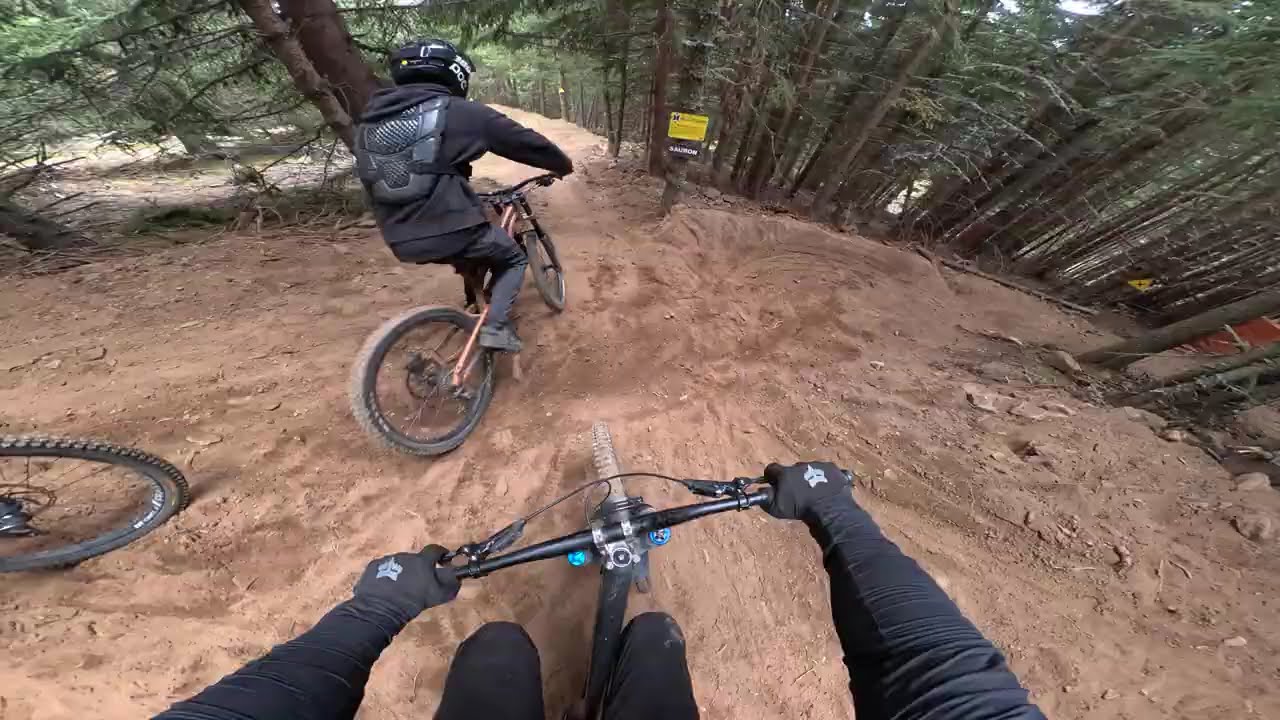 LES ANGLES BIKEPARK - BLACK SWAN JUMPLINE 2025