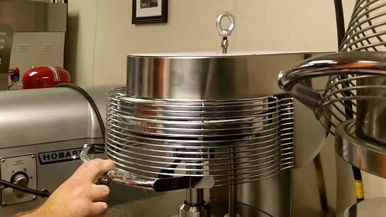 Cuppone Pizzaform PZF-30   12 inch press demo