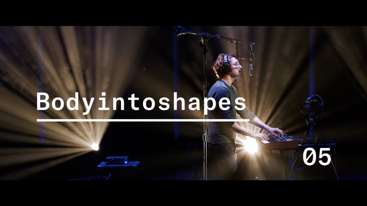 Elliot Moss - Bodyintoshapes (Live Blackbox Recording)