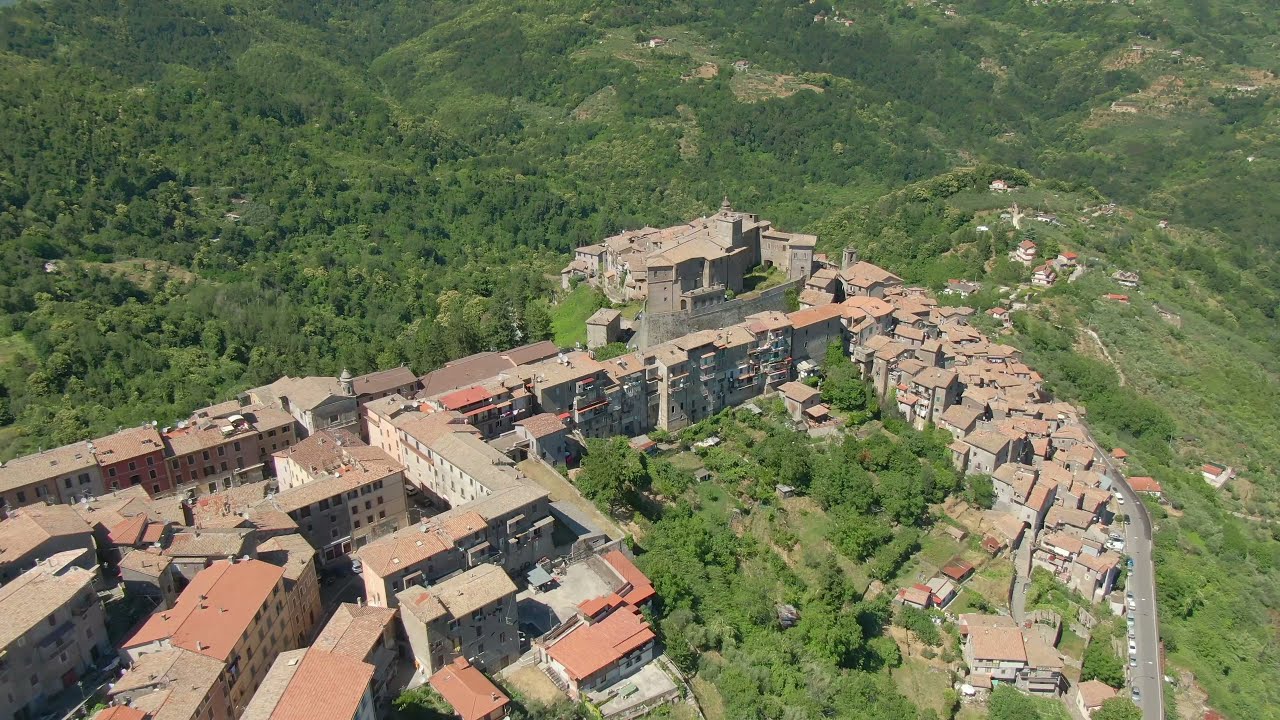 San Vito Romano visto dal drone