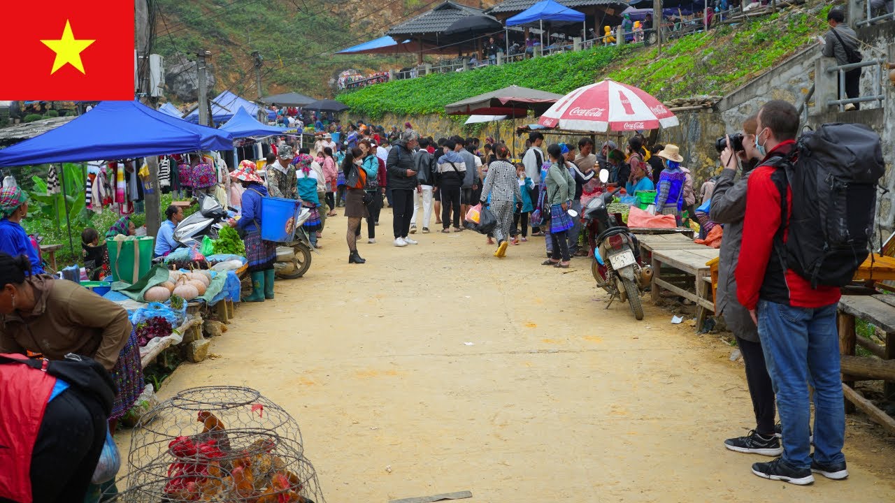 Northwest Vietnam Market - Mountain Life , Walking Tour