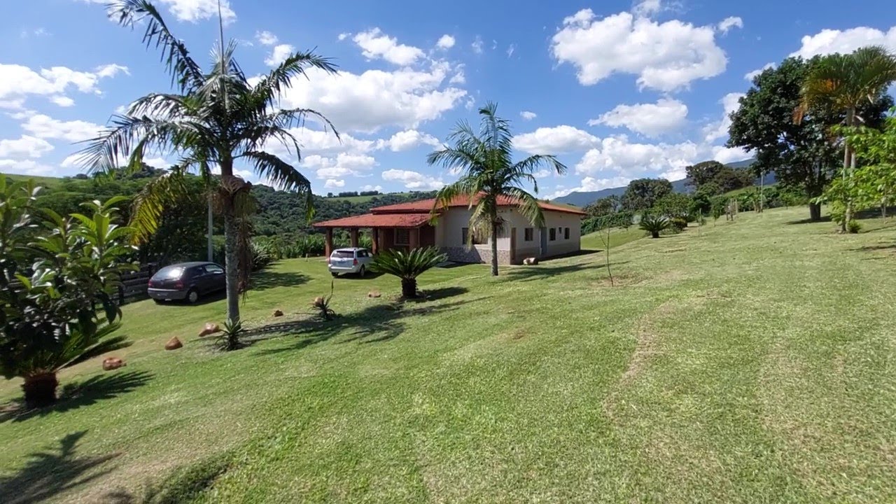 ((VENDIDA))......BELÍSSIMA CHÁCARA!!  22.000m² COMPLETA E MOBILIADA, NA REGIÃO DE EXTREMA-MG