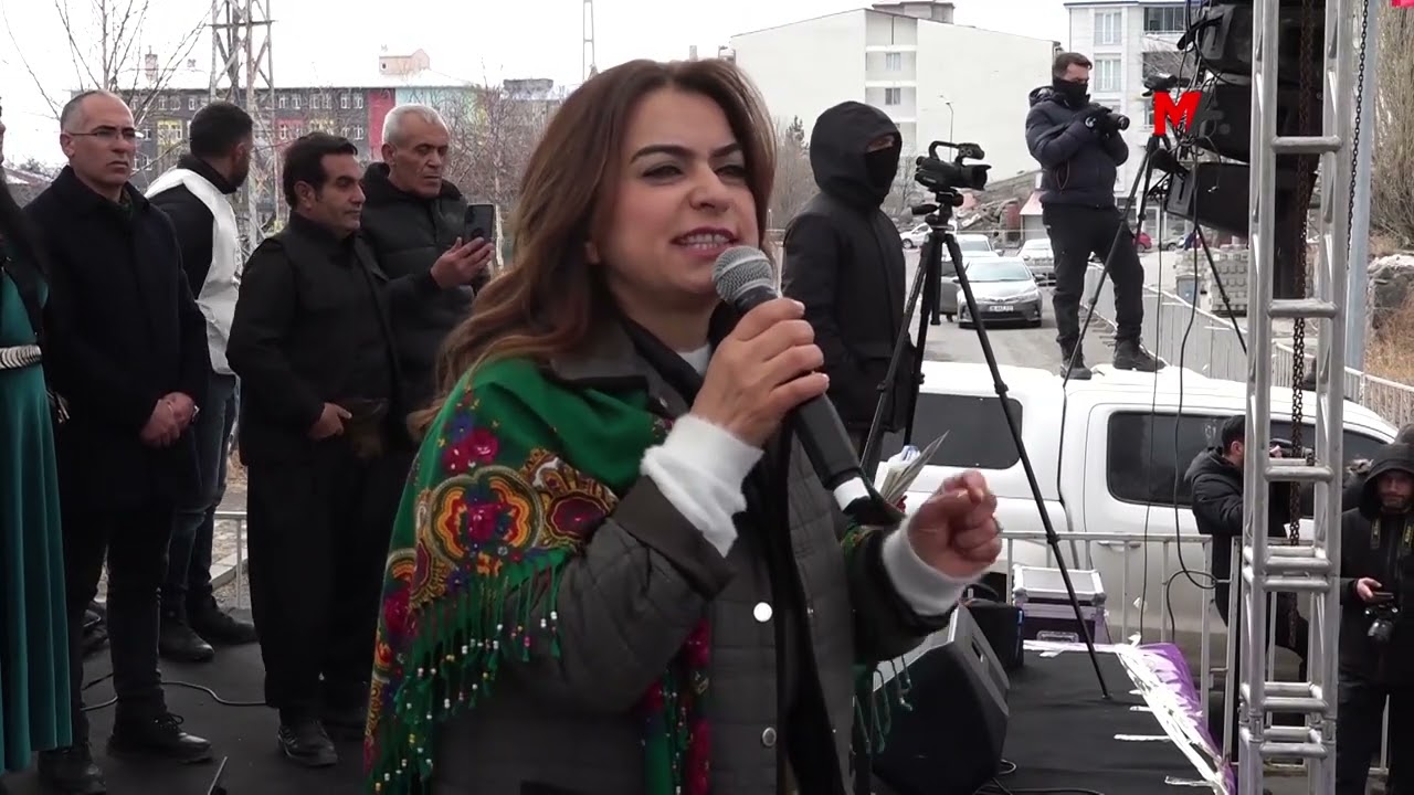NEWROZ ATEŞİ QERS’İ ISITTI