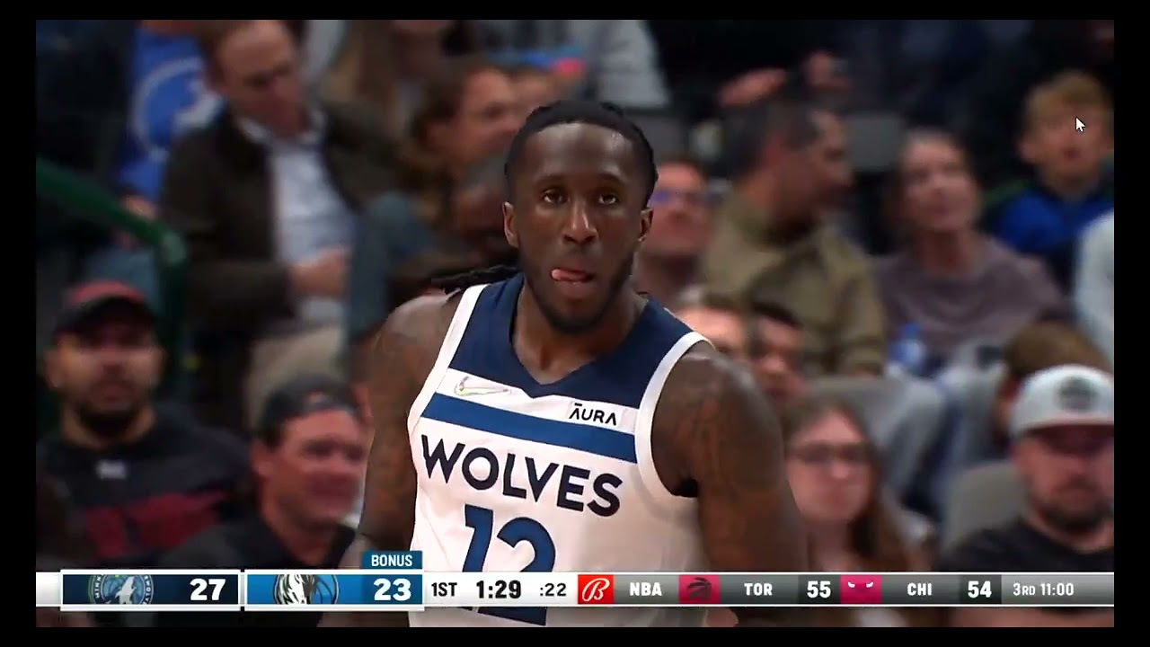 Passing to Short Roll Against Traps and Hard Hedges