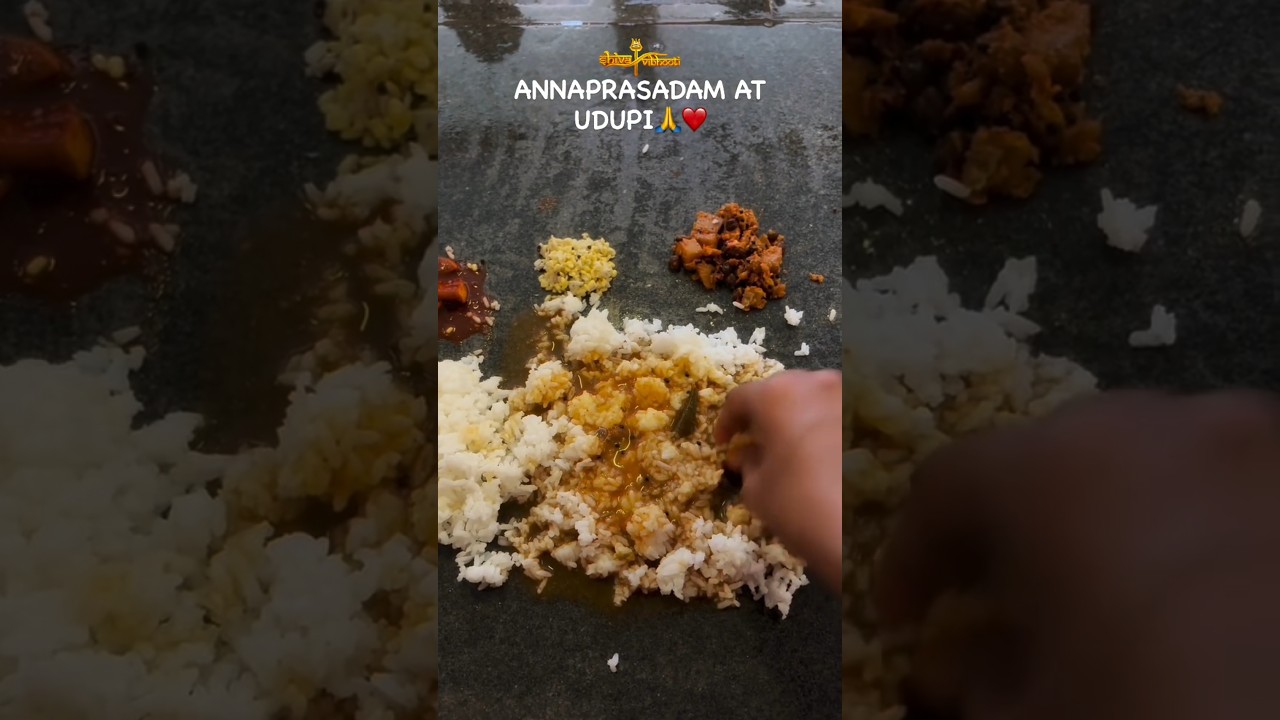 Udupi Sri Krishna Temple Annaprasadam | 800 Years Old Mandir Food | Traditional Karnataka Prasadam 🙏