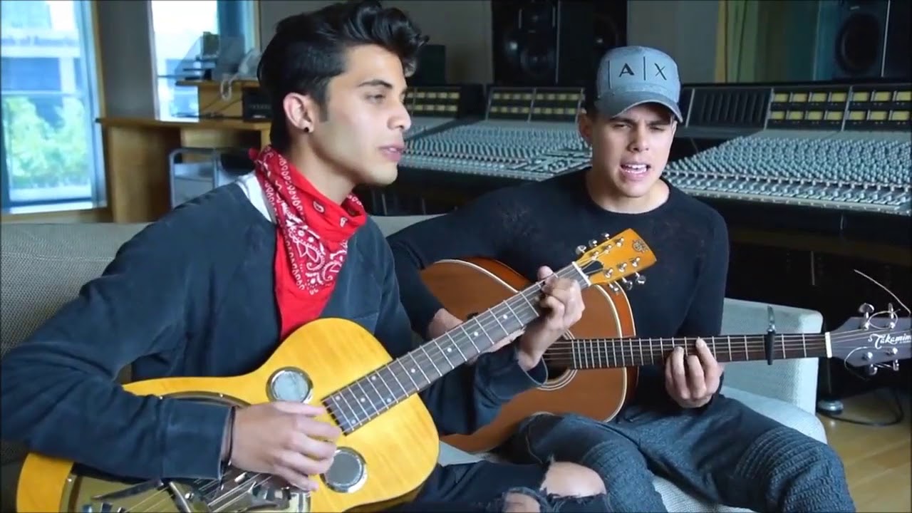 Recopilación de covers de Zabdiel y Erick (CNCO)