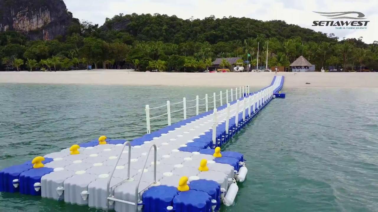 Beachfront Floating Platform using Setiawest Modular Pontoon Floats (HD)