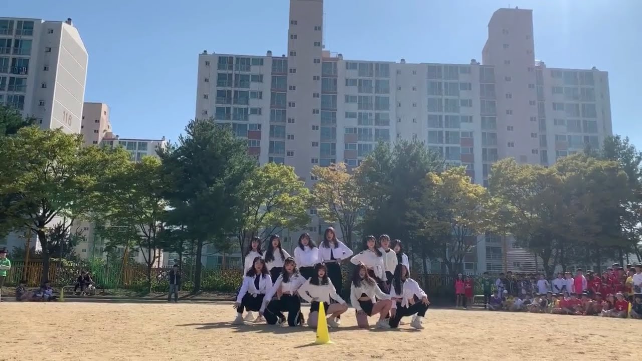 🔮 성복중학교 댄스동아리 홀릭 HOLIC 🔮 20191011 체육대회 공연