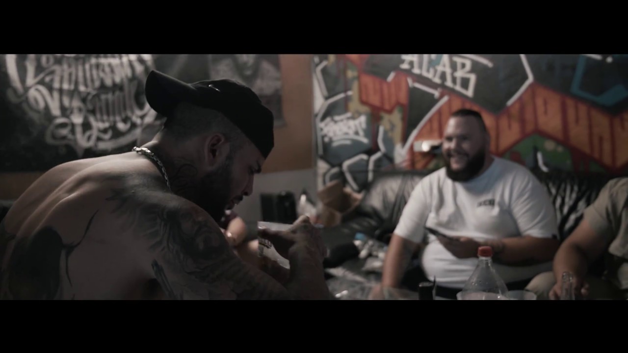 BOZZA - GhettoMauMau (prod. by THE DALTONS)
