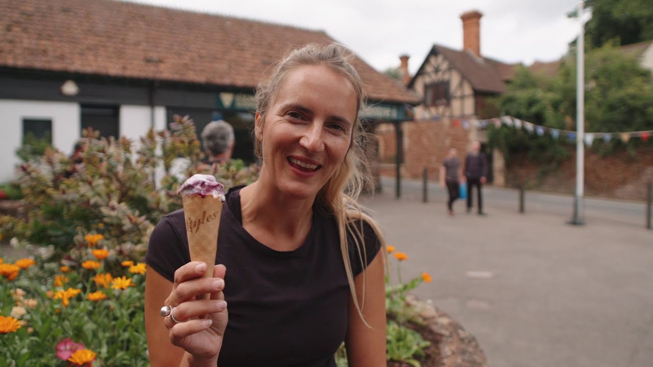DUNSTER VILLAGE  - Exmoor National Park Explorer Walk