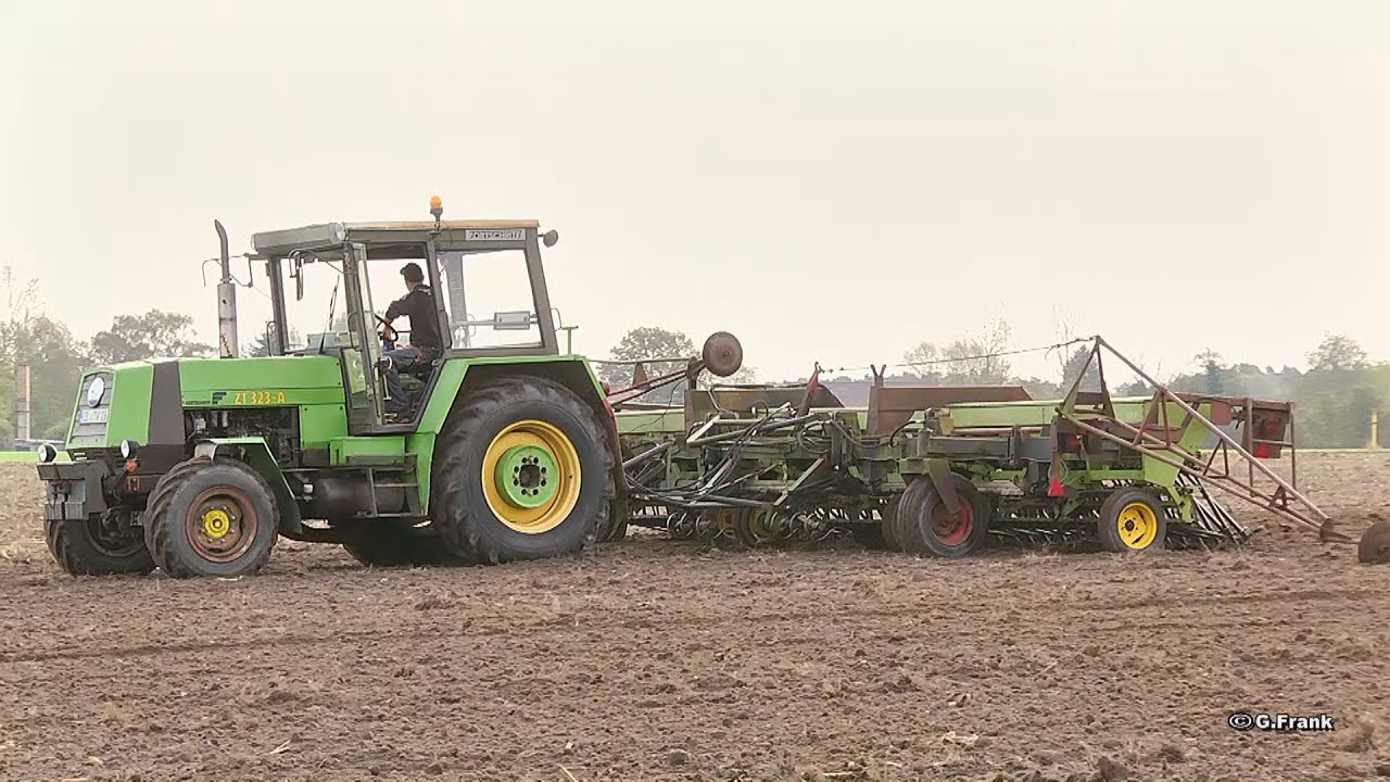 Fortschritt ZT 323 Saxonia A 215 / Kopplungswagen T 890