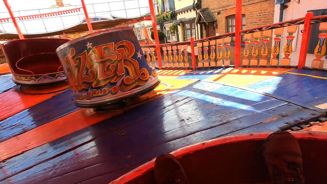 Disco Waltzer (on-ride) - Louise Smith-Pettigrove ~ Beaconsfield Charter Fair 2022