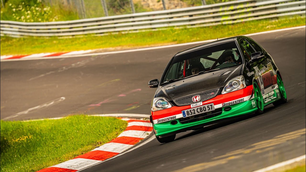 Civic Type R EP3 vs Opel Speedster. À  la poursuite de mon frère sur la Nordschleife !!