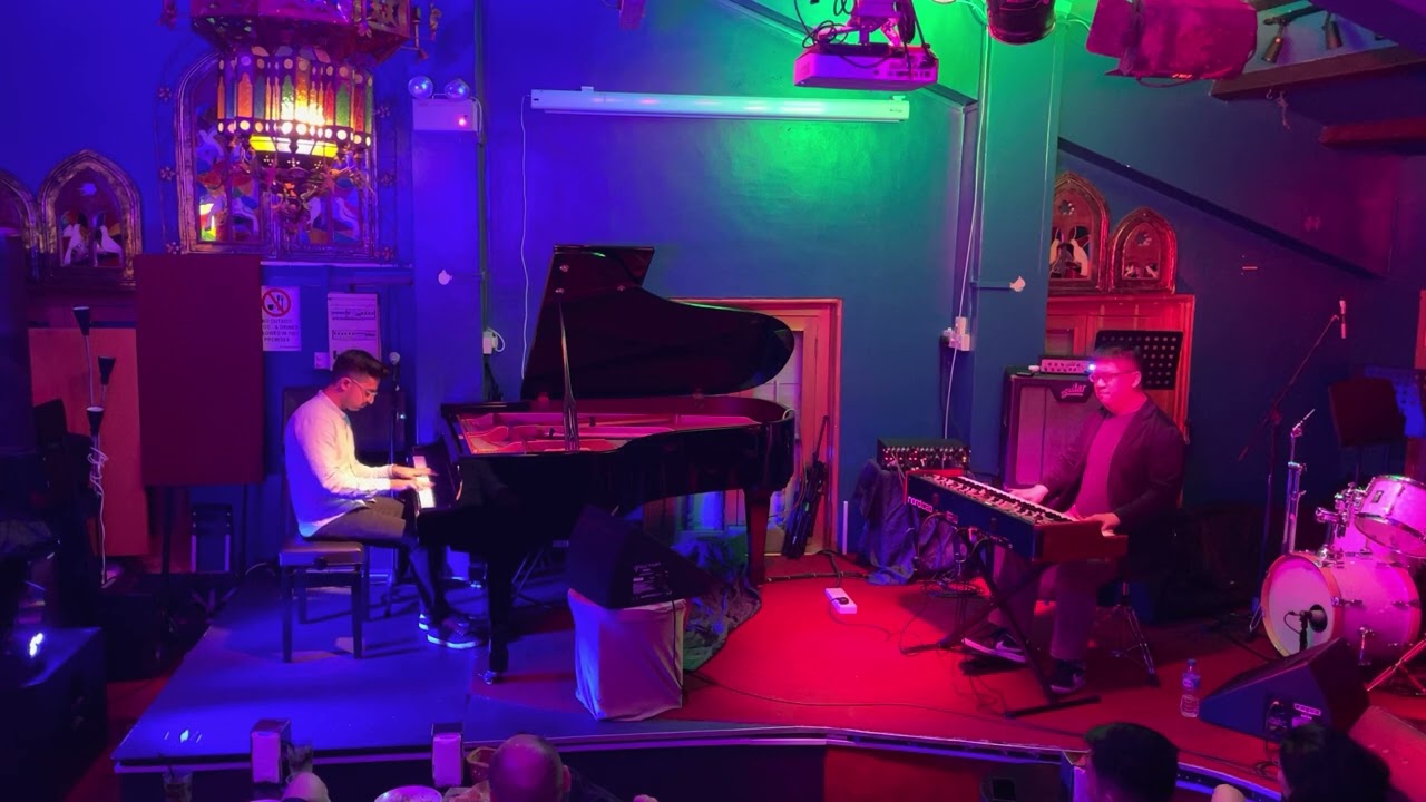 Sharik Hasan & Chok Kerong at The Jazz Loft. Set 1