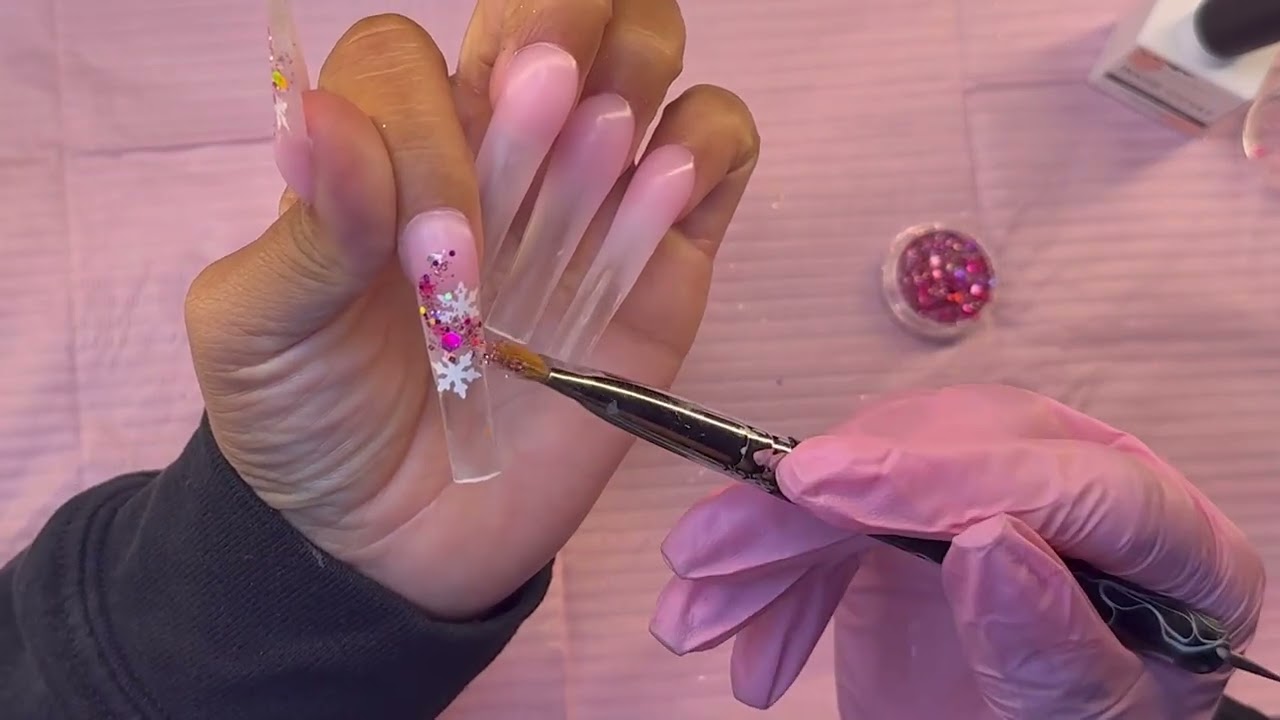 ❄️Day 3 of NAILMAS ❄️glitter ombré snowflake nails|POLYGEL TUTORIAL 