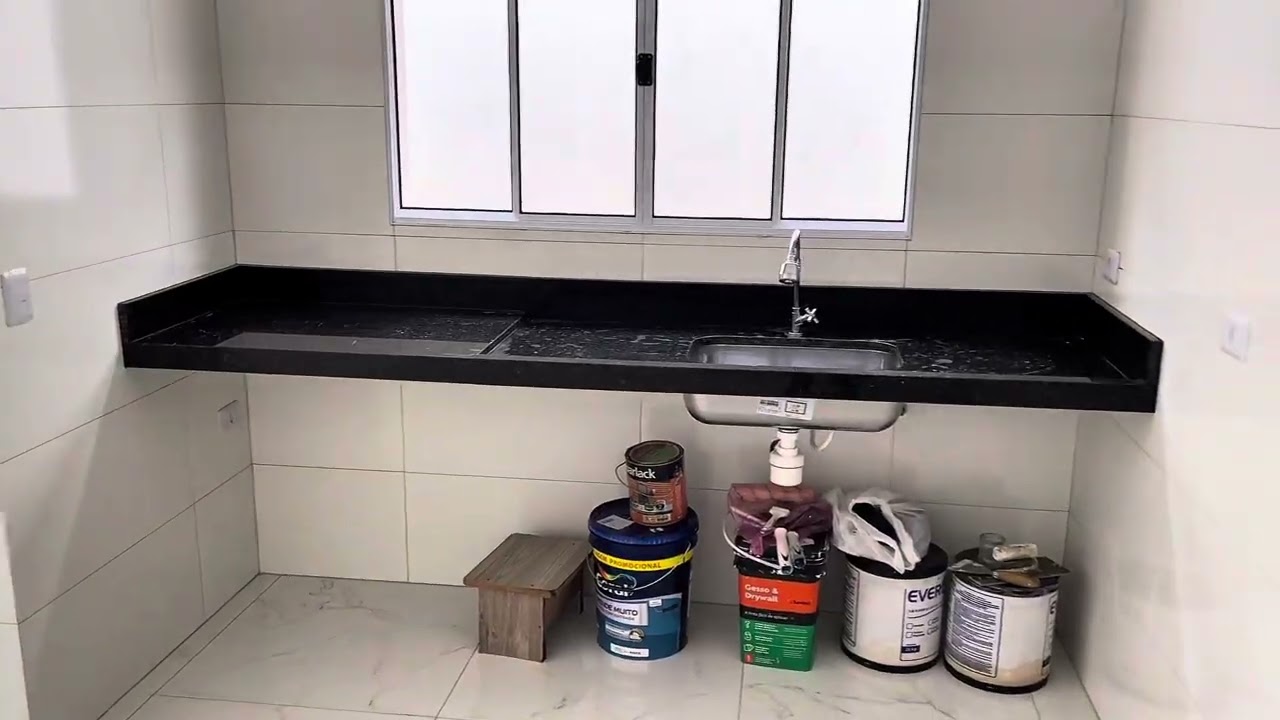 2 Quartos, Quintal, Essa Linda Casa a Venda no Jardim das Flores, Suzano