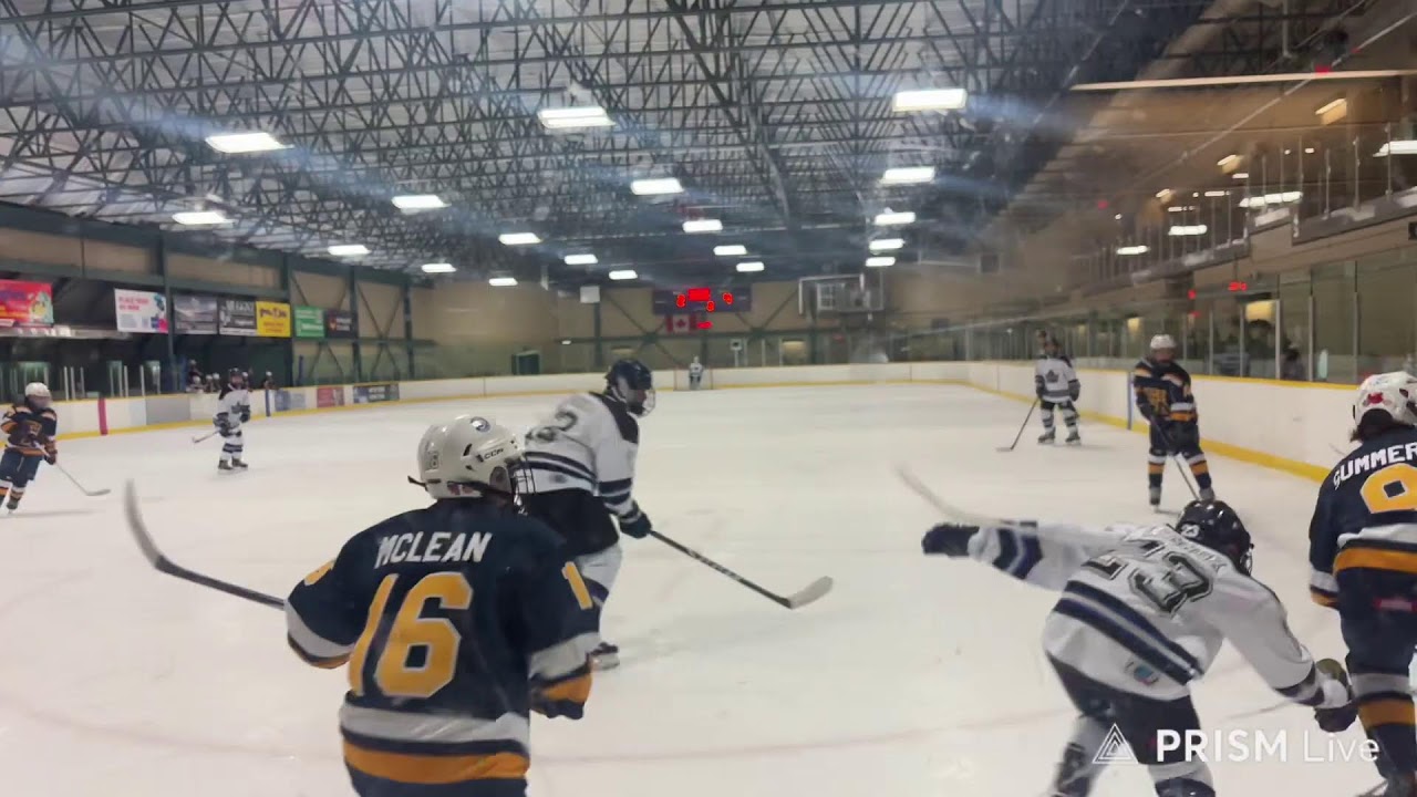 St Albert Mammoth SA610 vs MLAC Traxx Second Period down 2-1